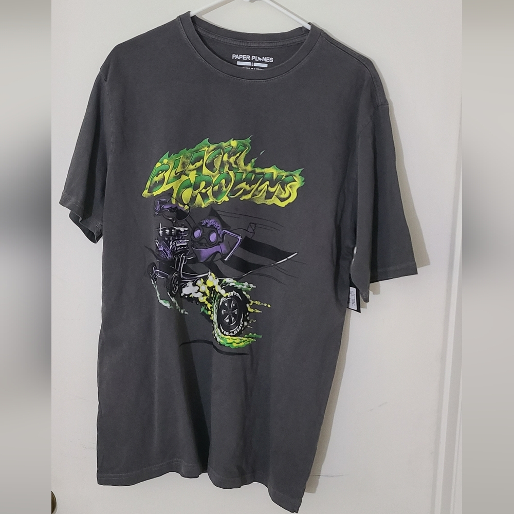 Paper Planes Black Crowns Tee Large NWT